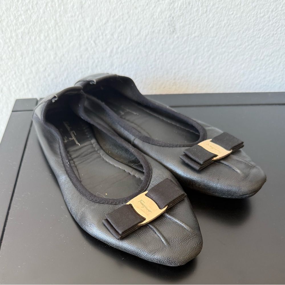 Salvatore Ferragamo Soft Leather flats Size 36 Black